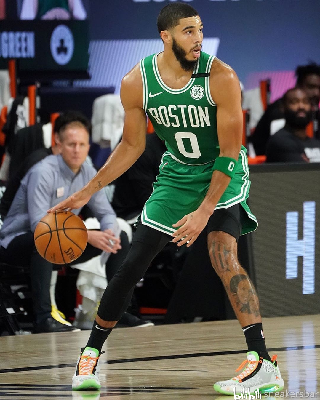 要求还包含 要求还包含